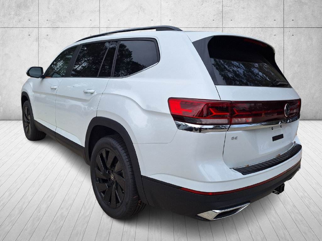 New 2026 Volkswagen Atlas SE w/Technology SUV