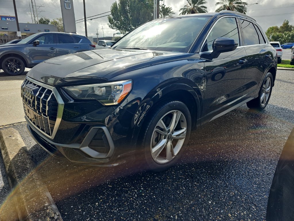  Audi Q3