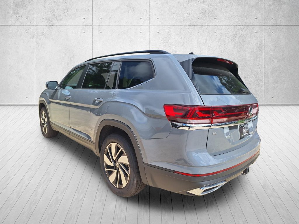 New 2026 Volkswagen Atlas SE w/Technology SUV