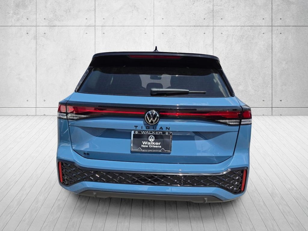 New 2026 Volkswagen Tiguan SE R-Line Black SUV