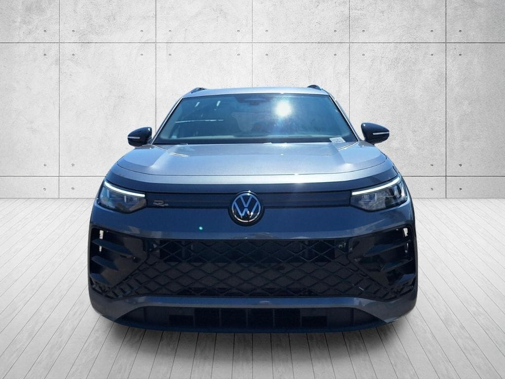 New 2026 Volkswagen Tiguan SE R-Line Black SUV