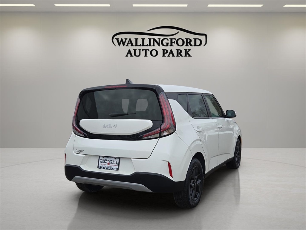 2023 Kia Soul S - Photo 4