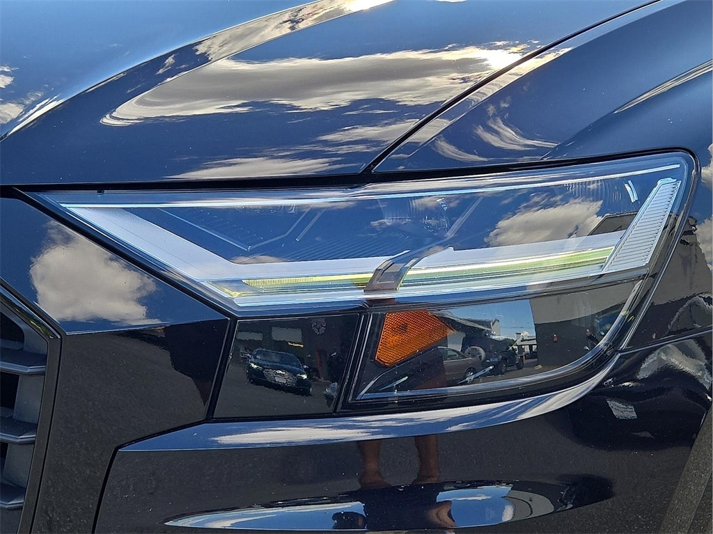 2021 Audi Q8 Premium - Photo 9