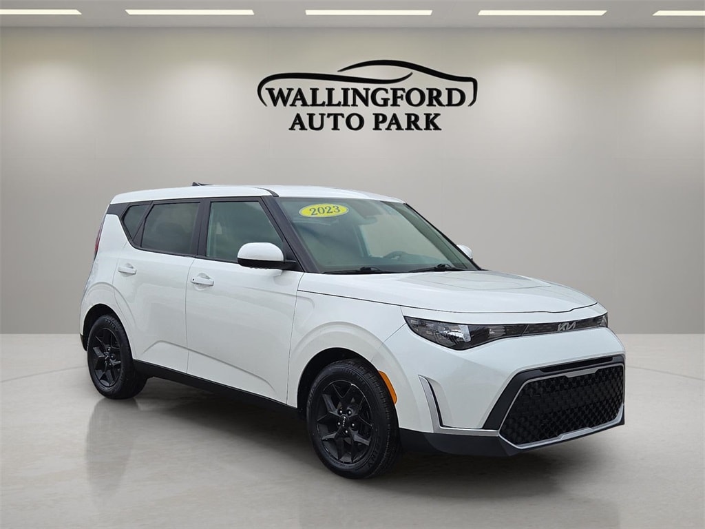 2023 Kia Soul S - Photo 3