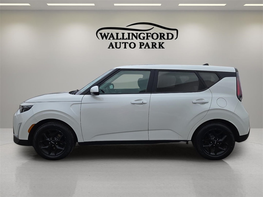2023 Kia Soul S - Photo 7