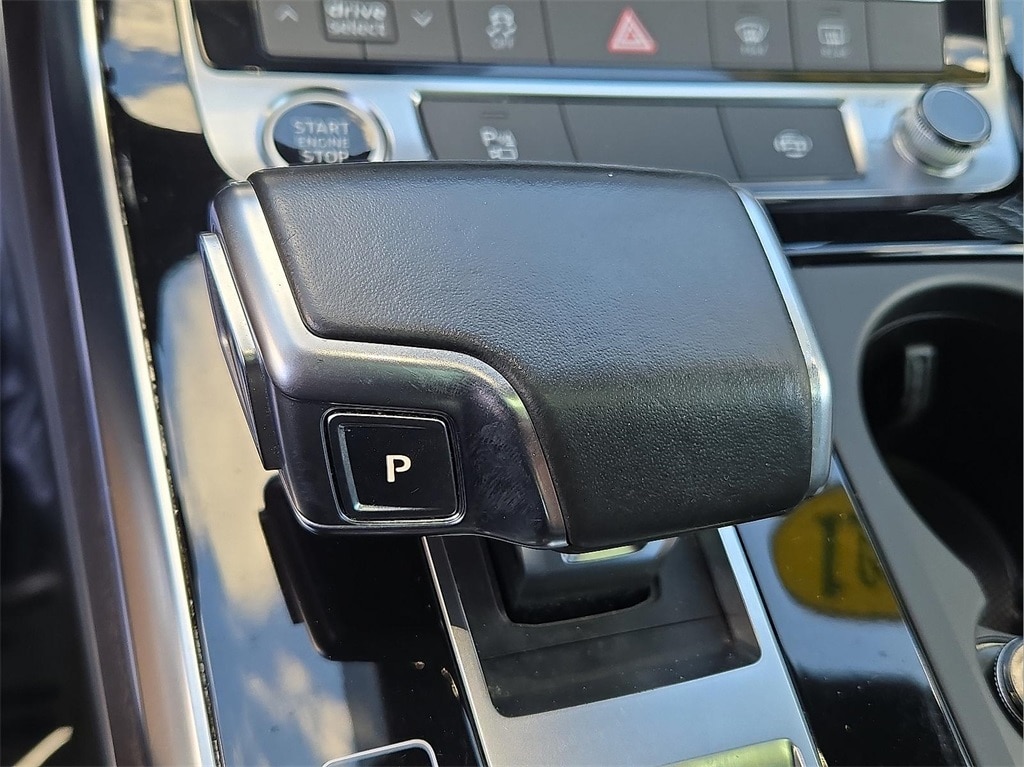 2021 Audi Q8 Premium - Photo 16