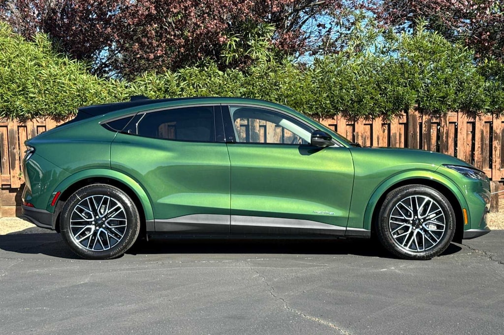 New 2026 Ford Mustang Mach-E Premium CROSSOVERS