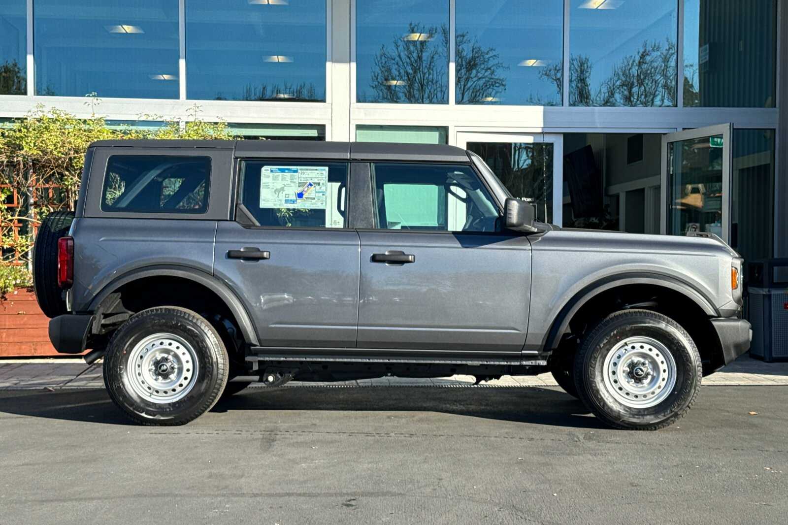 New 2026 Ford Bronco Base SUV