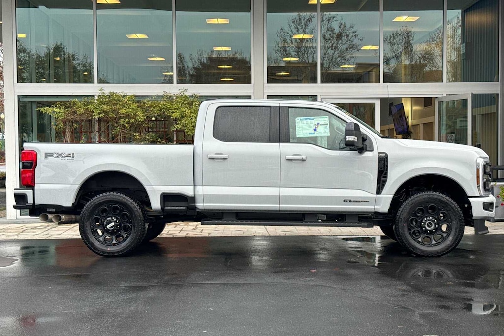 New 2026 Ford Super Duty F-350® Lariat® TRUCK