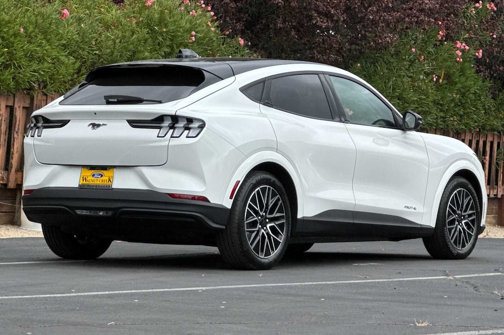 New 2026 Ford Mustang Mach-E Premium CROSSOVERS