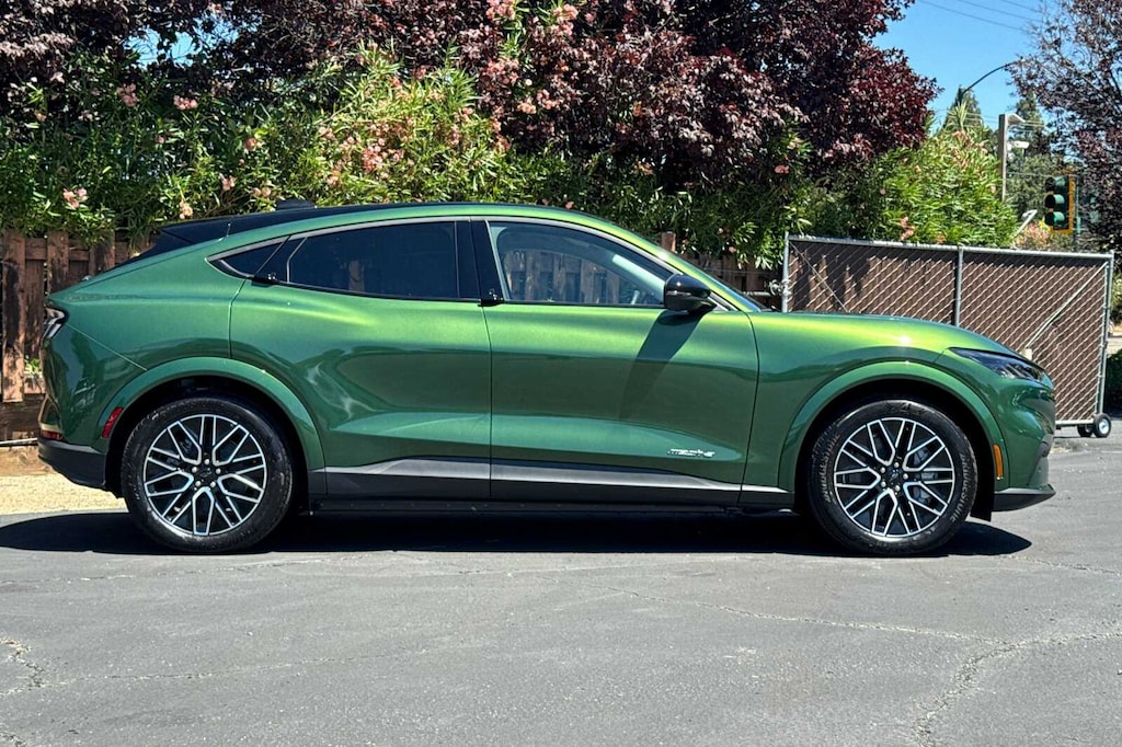 New 2026 Ford Mustang Mach-E Premium CROSSOVERS