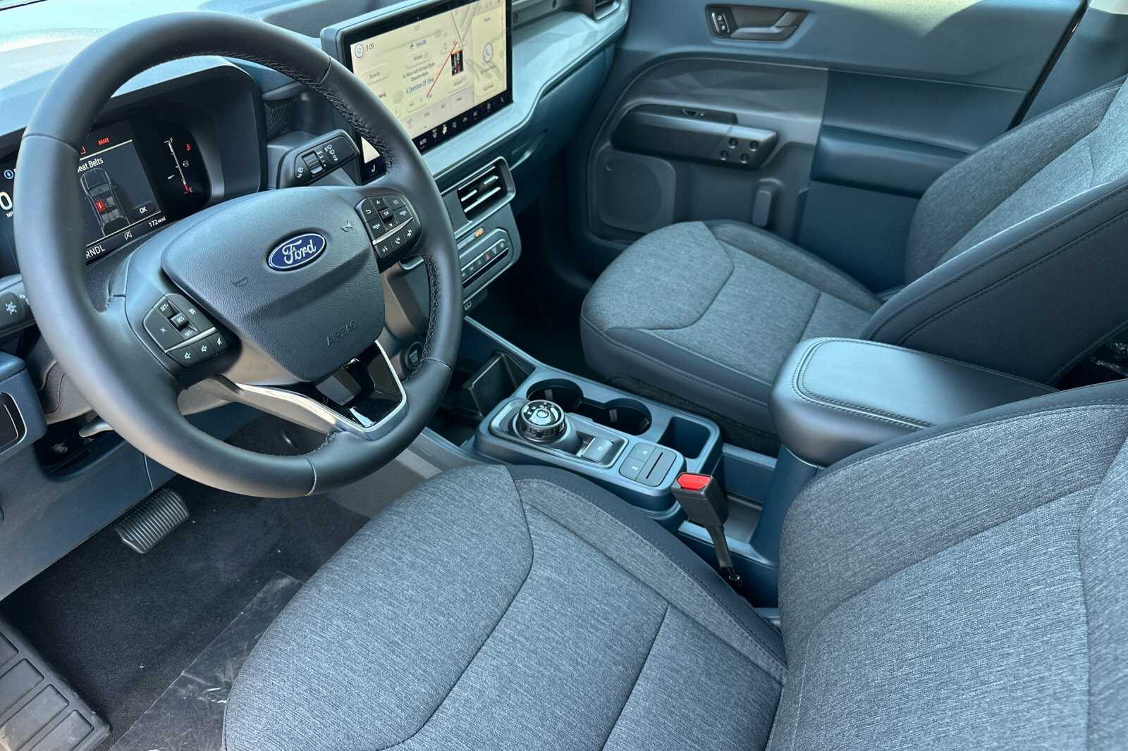 2025 Ford Maverick XLT - Photo 7