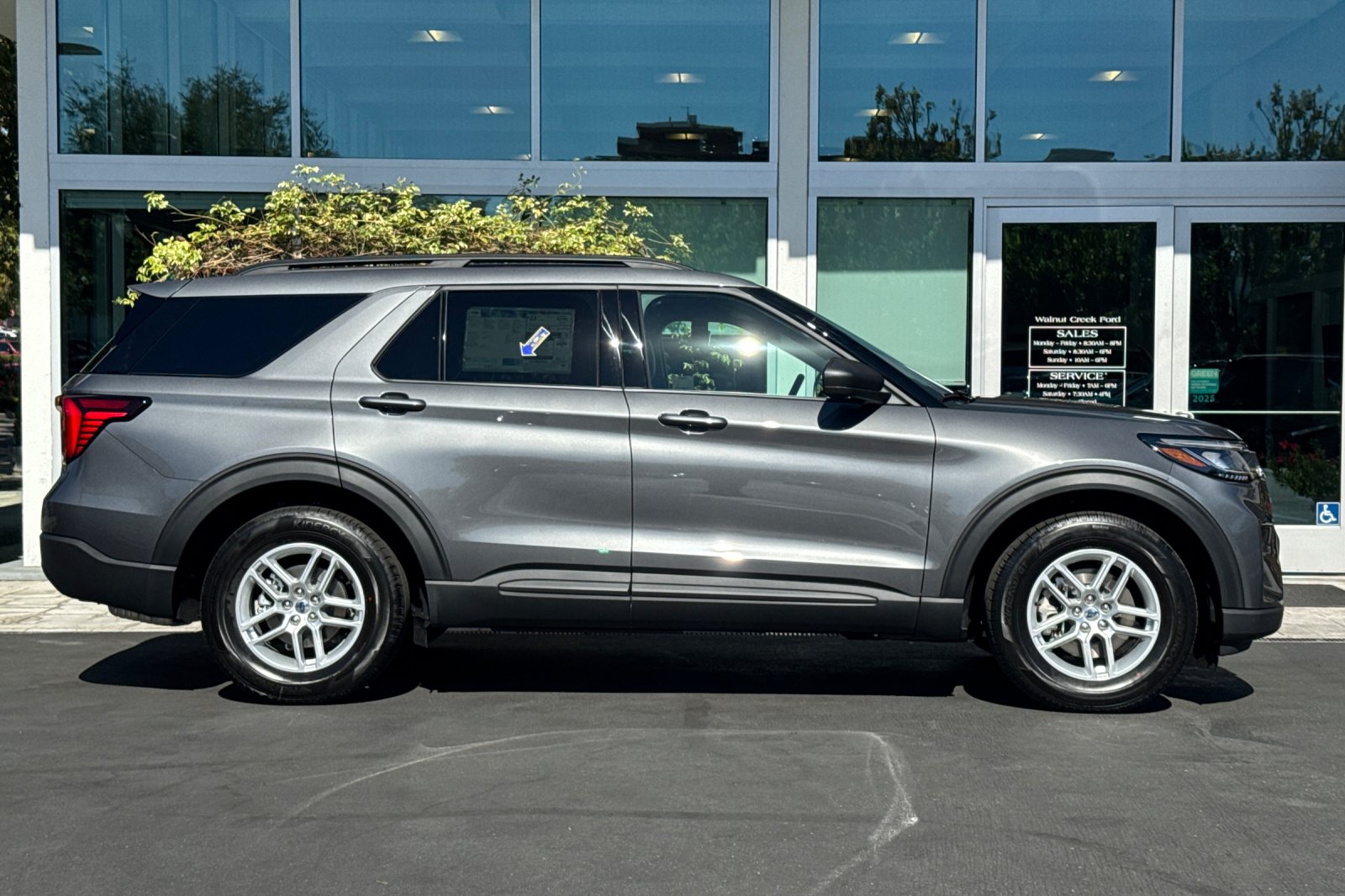 New 2027 Ford Explorer Active SUV