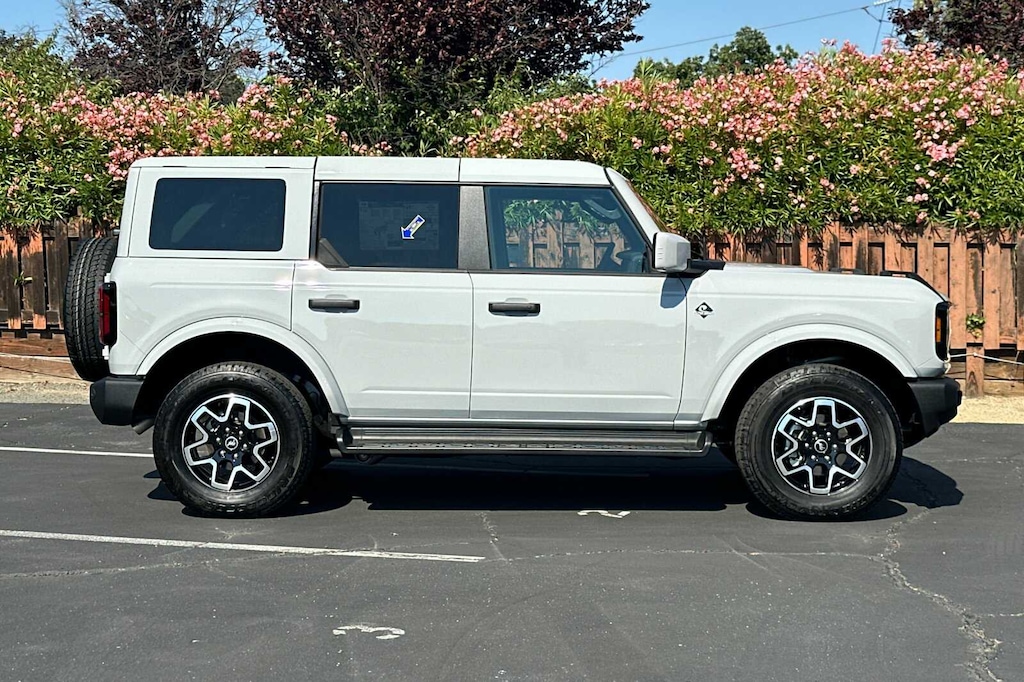 New 2026 Ford Bronco Outer Banks® SUV