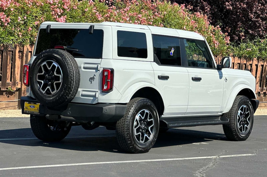 New 2026 Ford Bronco Outer Banks® SUV