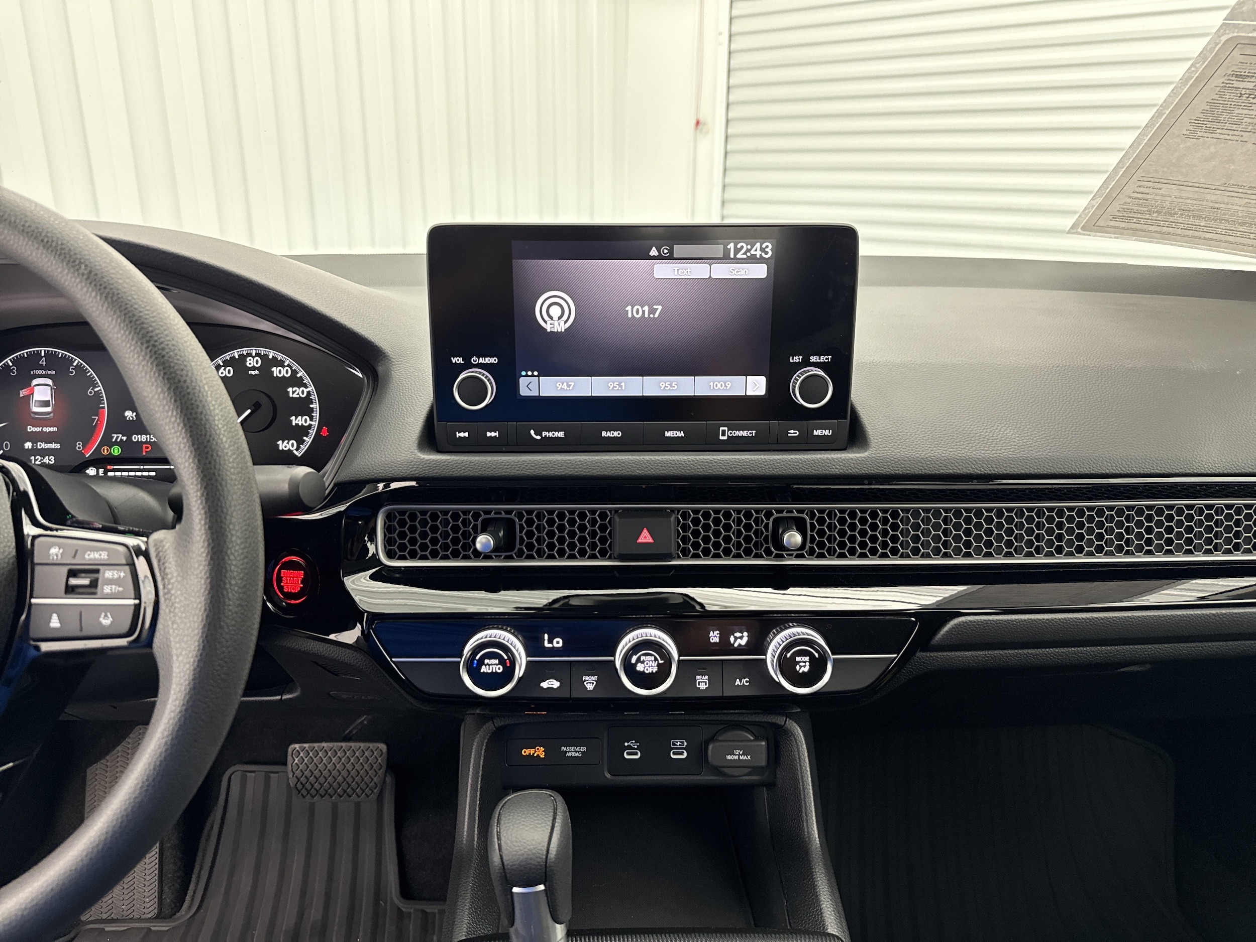 2025 Honda Civic LX - Photo 22