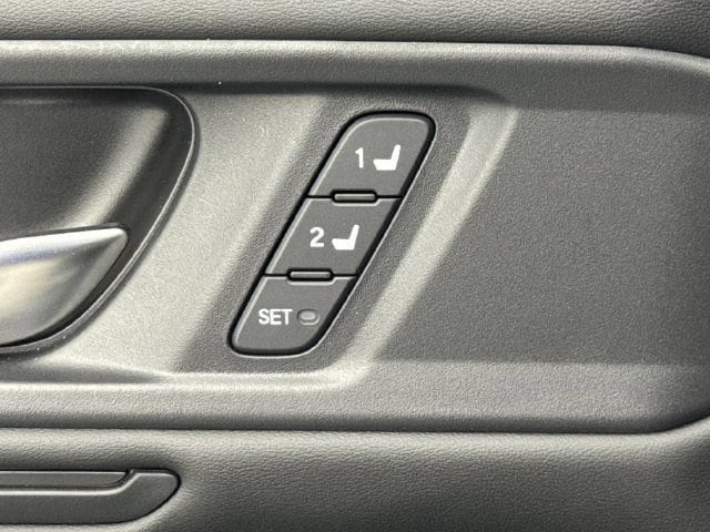 2025 Honda Accord Hybrid Touring - Photo 15