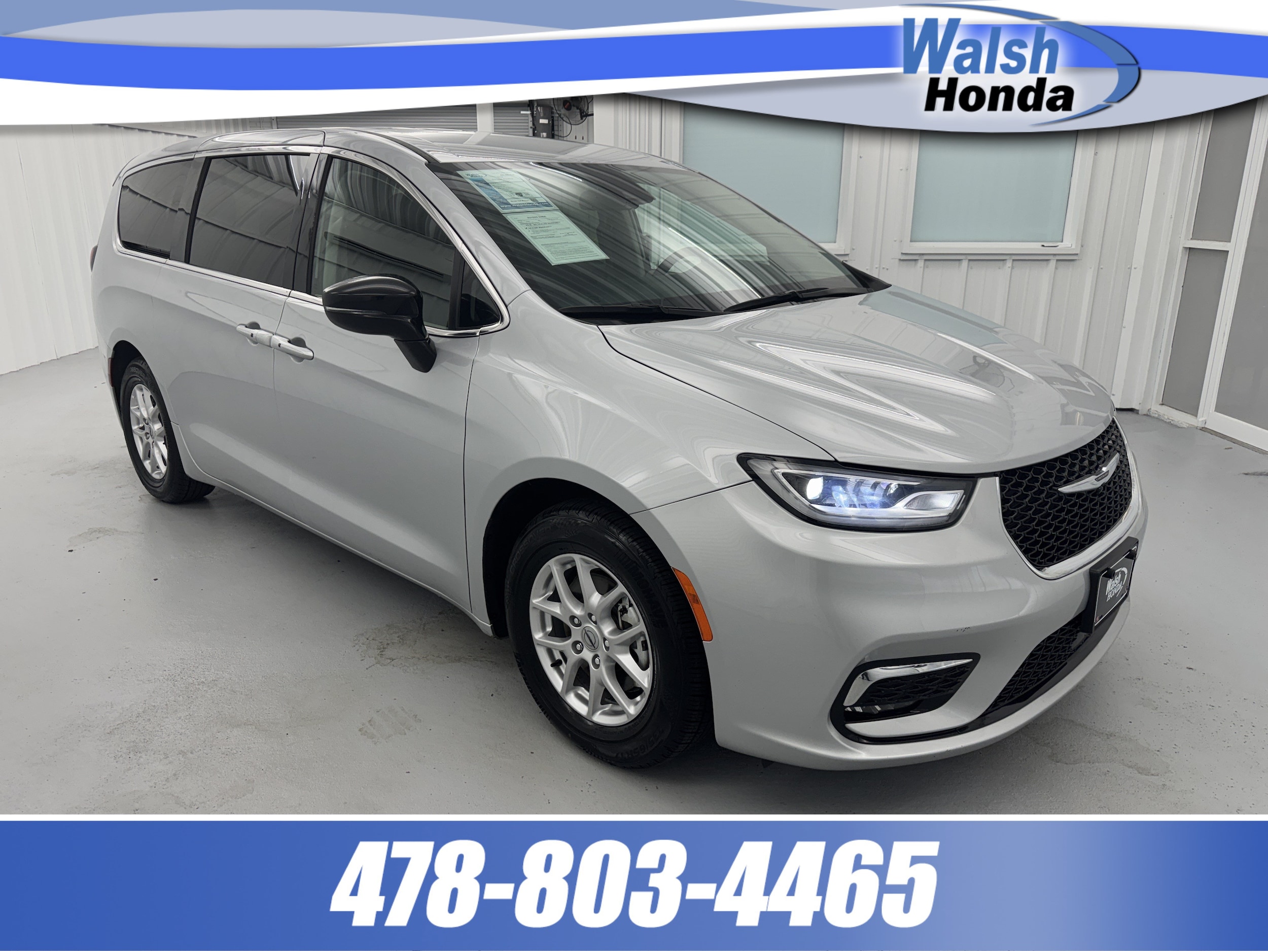 2024 Chrysler Pacifica Touring L