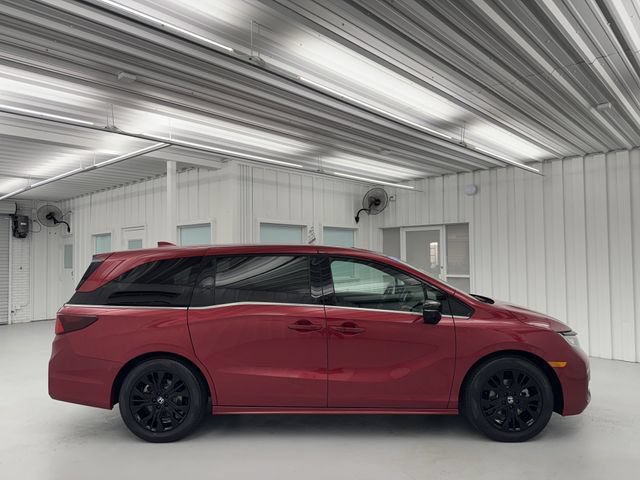 2025 Honda Odyssey Sport L - Photo 10