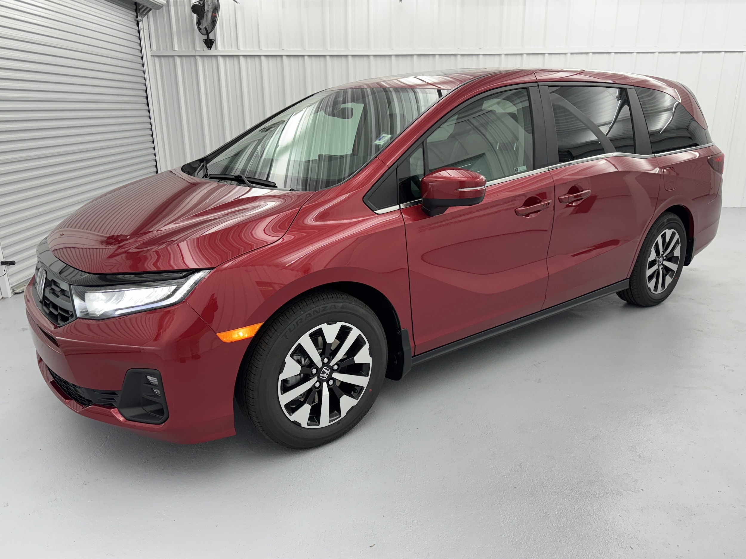 2026 Honda Odyssey EX-L - Photo 2