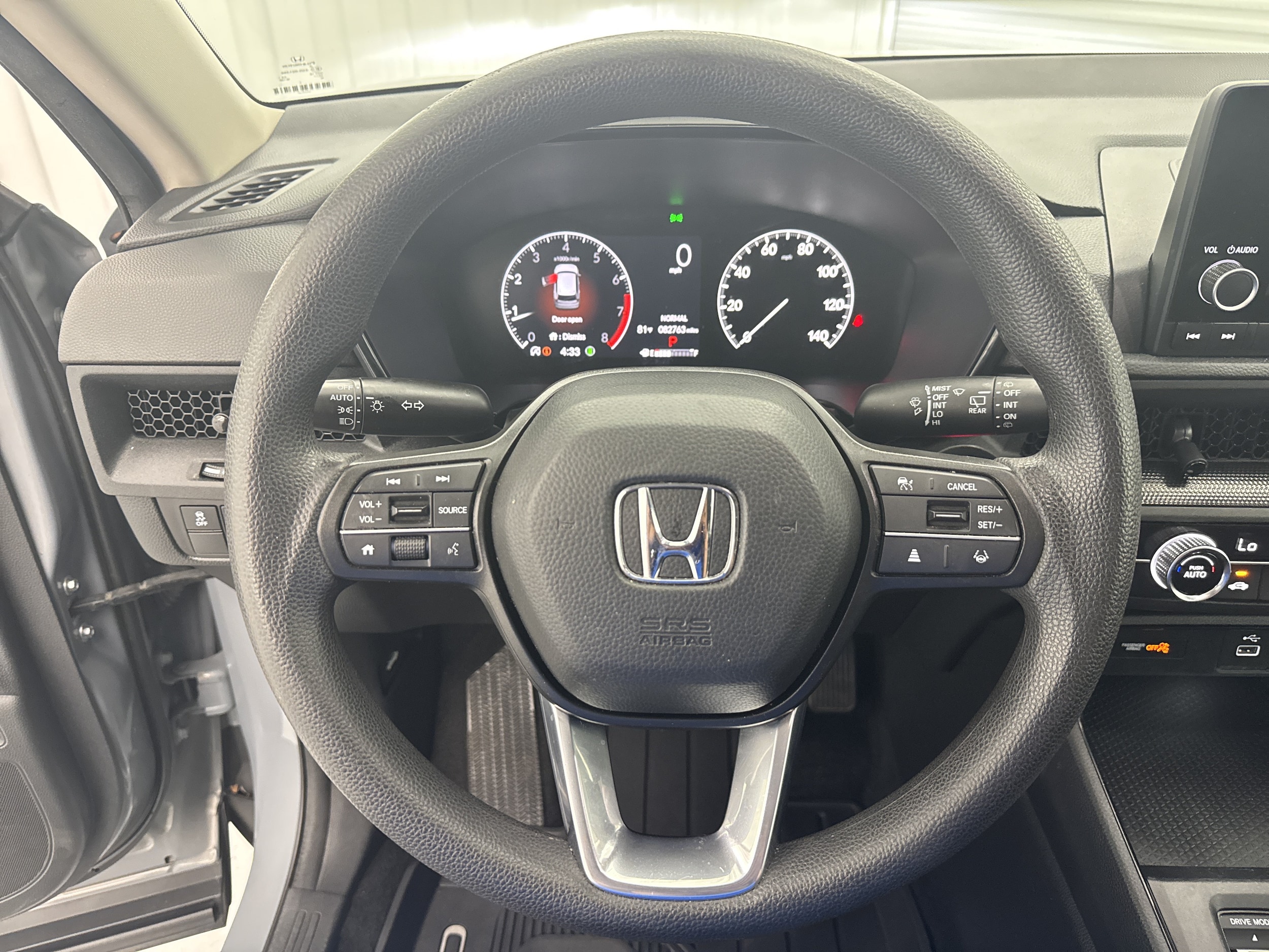 2025 Honda CR-V LX - Photo 16