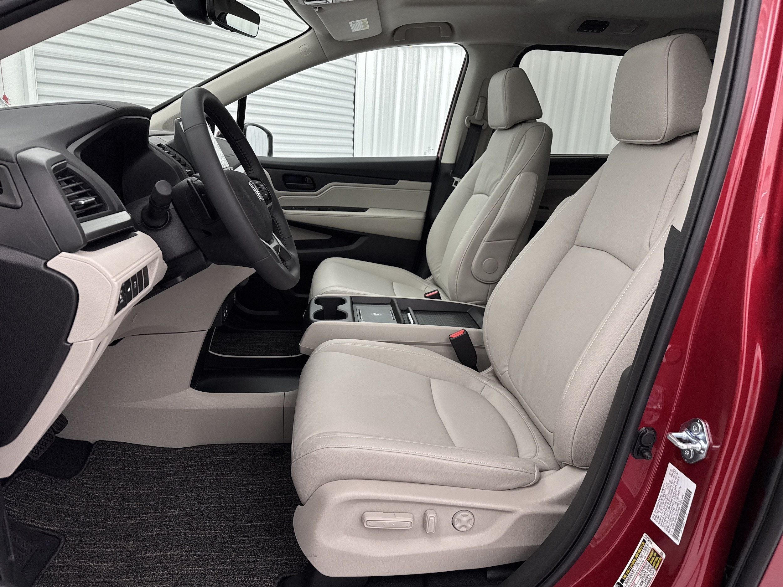 2026 Honda Odyssey EX-L - Photo 11