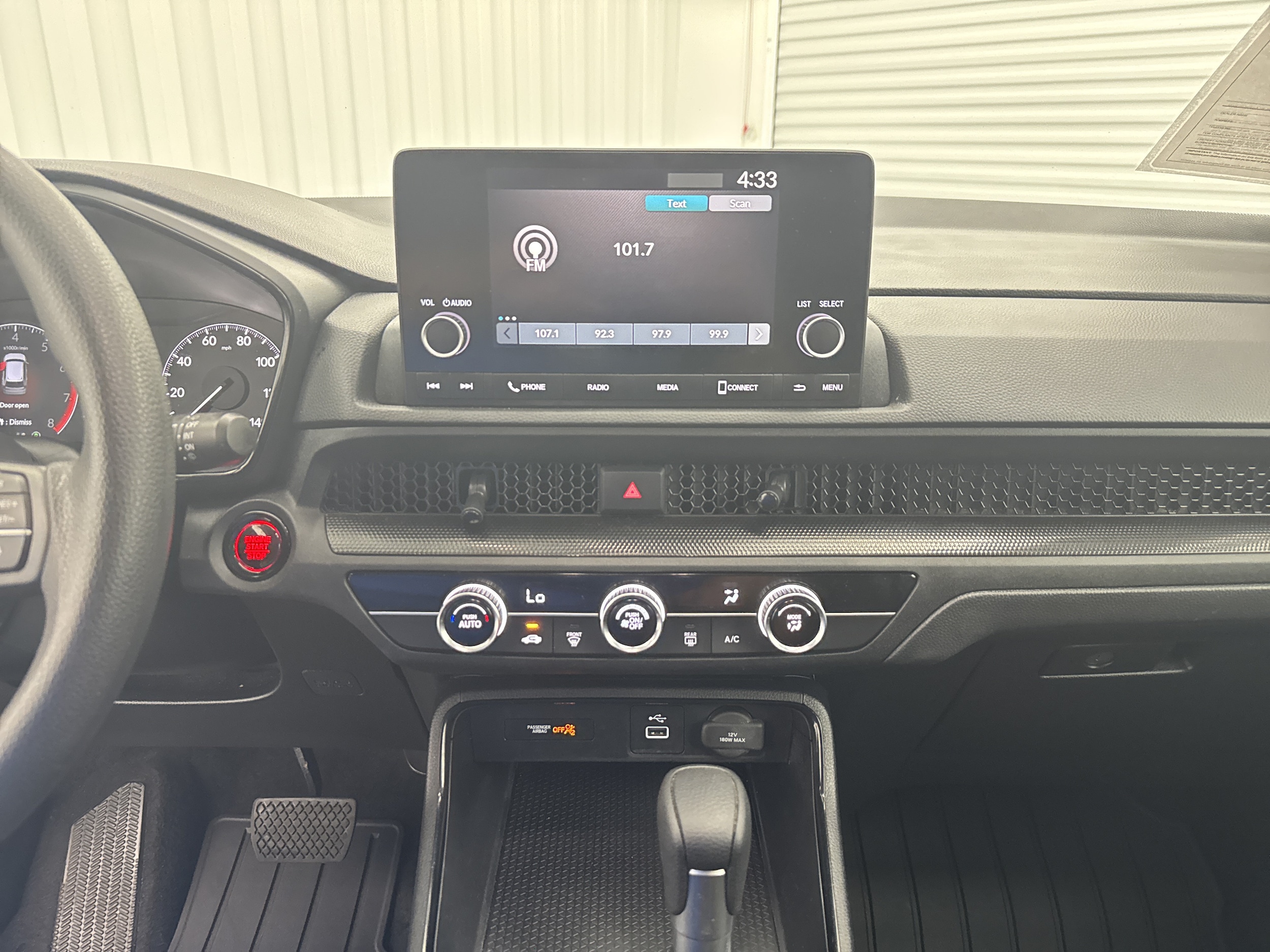 2025 Honda CR-V LX - Photo 20