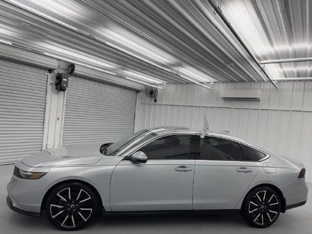 2025 Honda Accord Hybrid Touring - Photo 6
