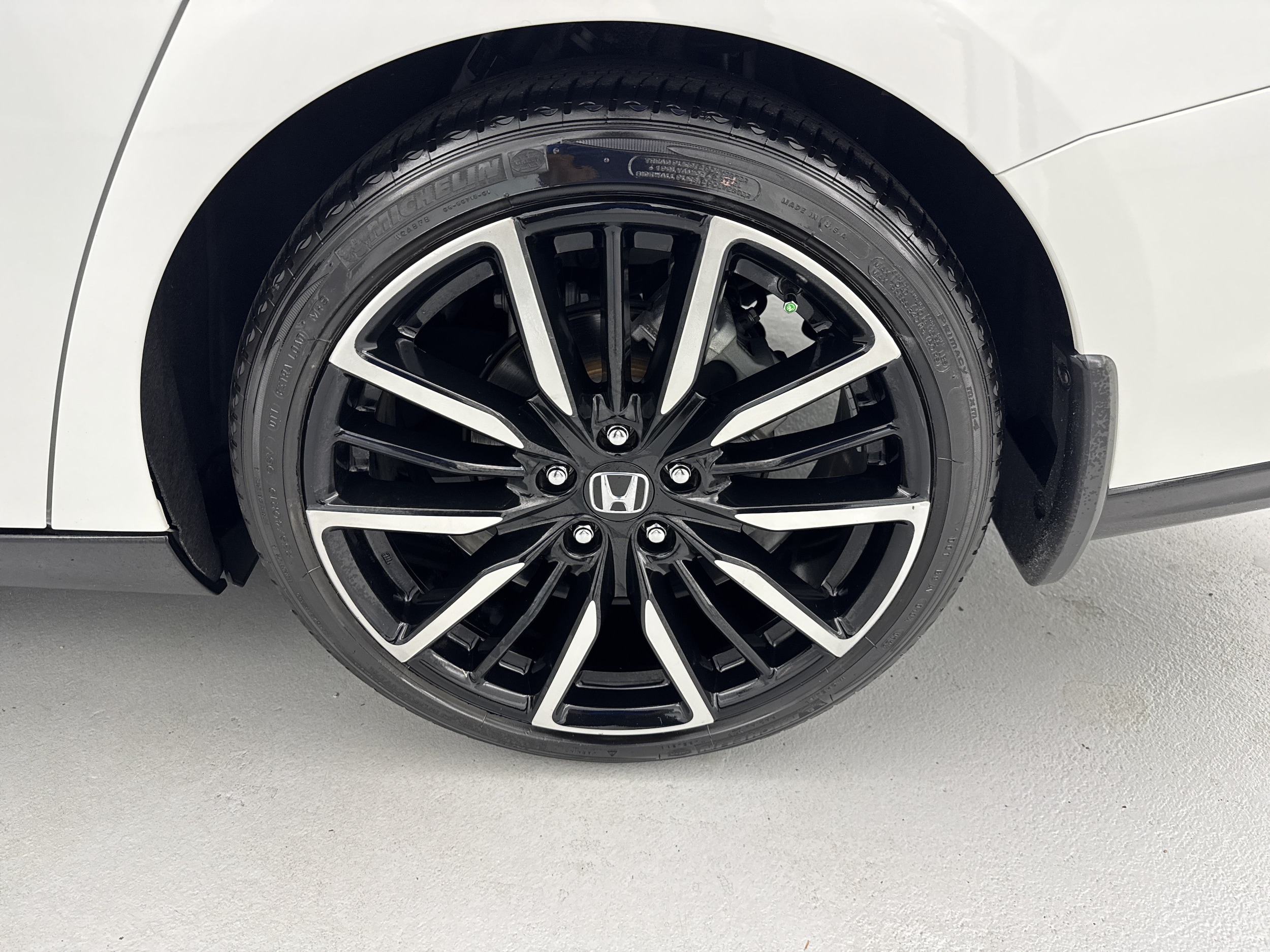 2023 Honda Accord Hybrid Touring - Photo 25