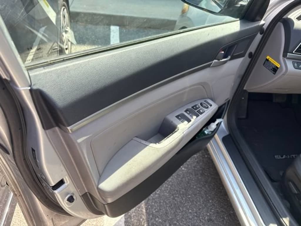 Used 2017 Hyundai Elantra Limited Sedan