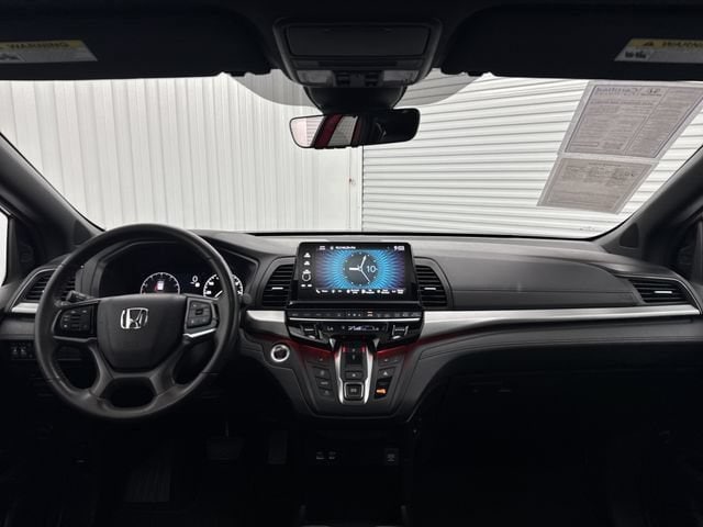 2025 Honda Odyssey Sport L - Photo 13