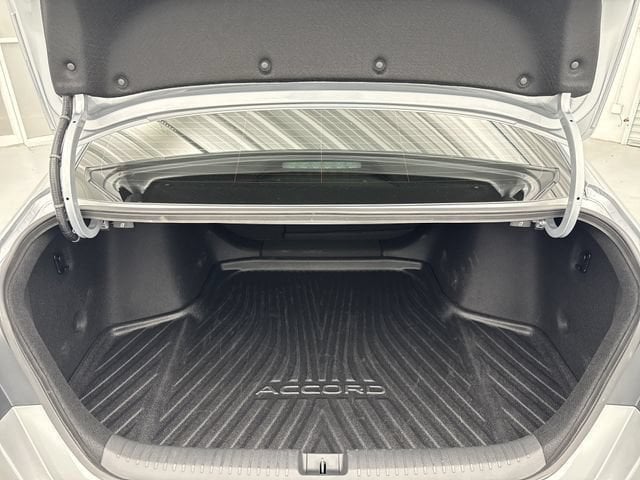 2025 Honda Accord Hybrid Touring - Photo 10