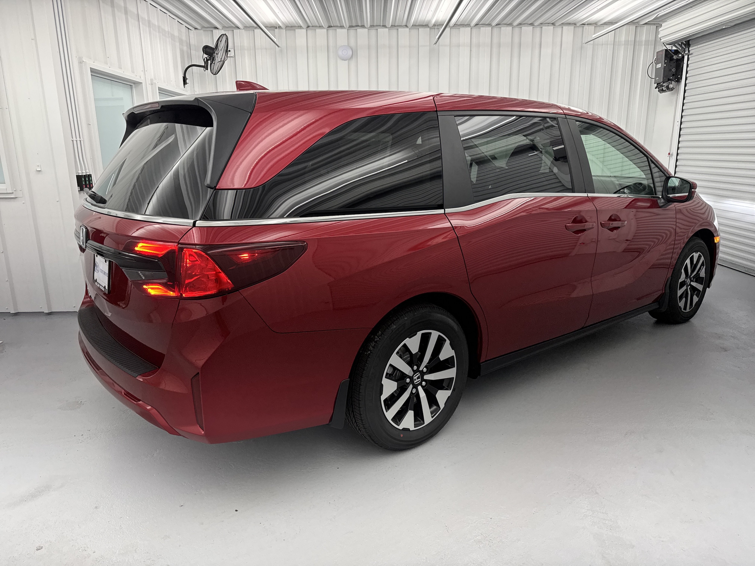 2026 Honda Odyssey EX-L - Photo 6