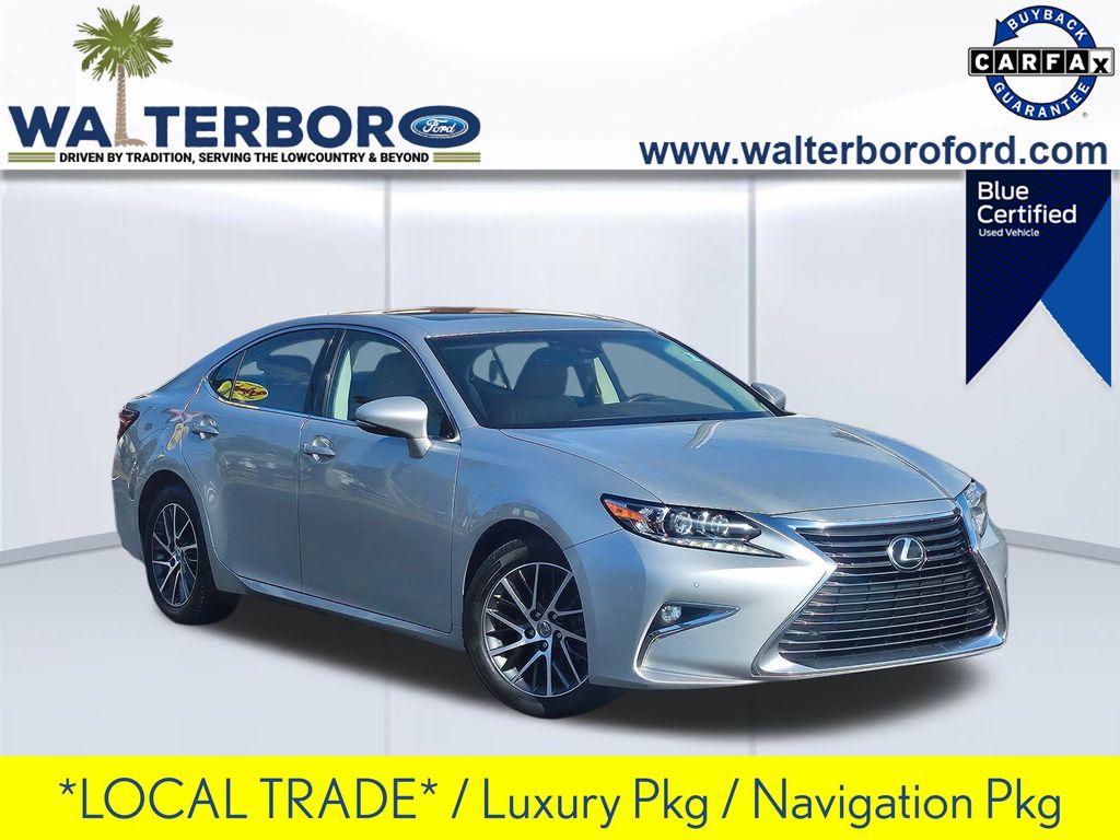 2016 Lexus ES