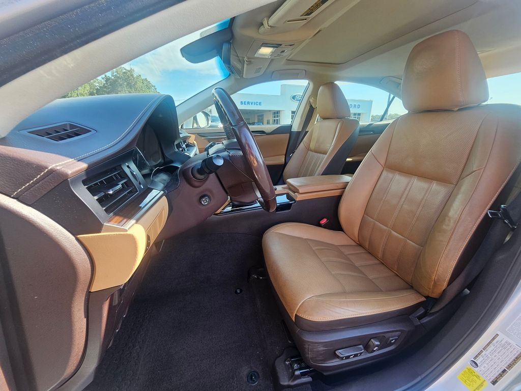 Certified 2016 Lexus ES 350 Sedan