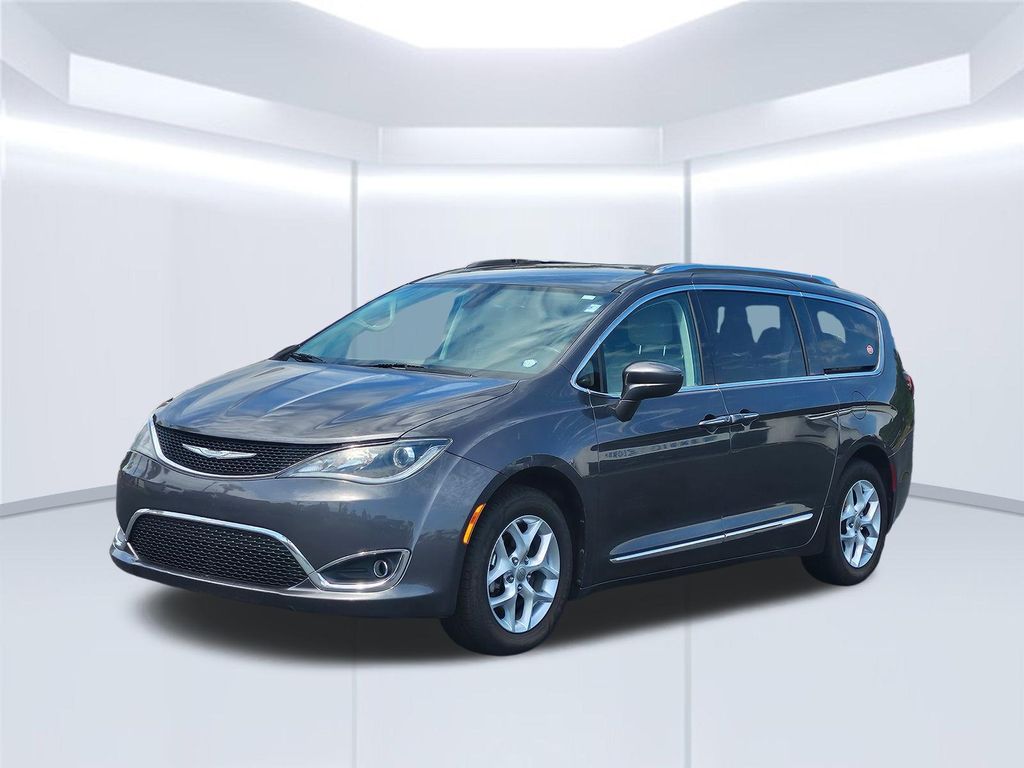 Certified 2018 Chrysler Pacifica Touring L Minivan/Van