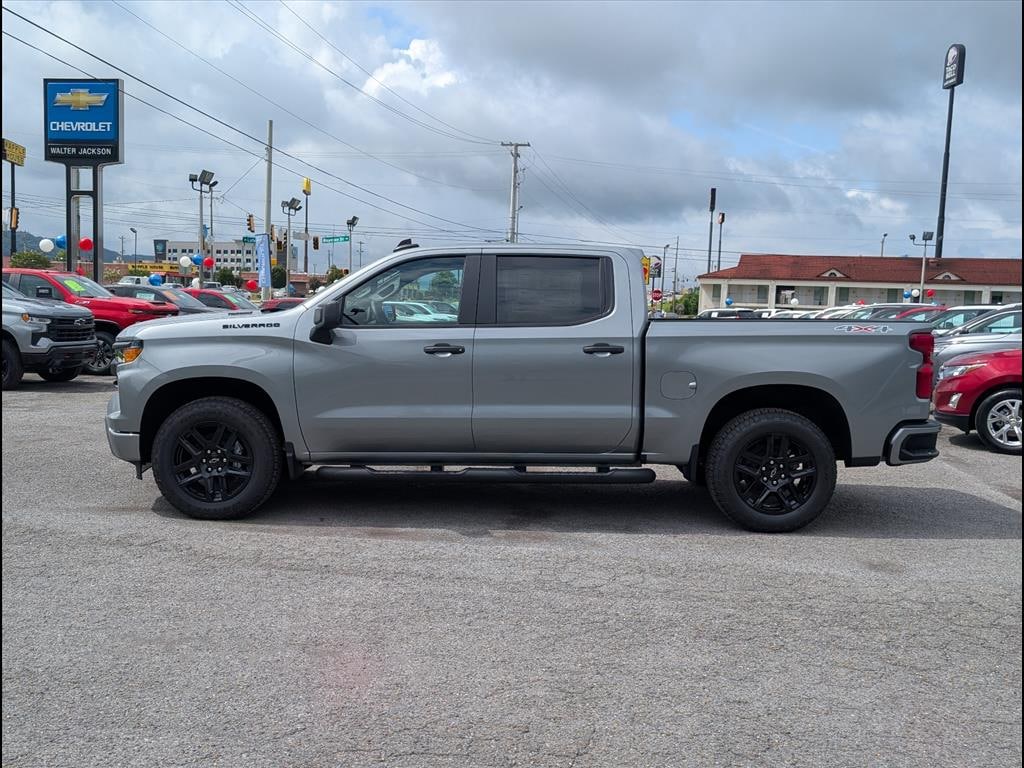 New 2026 Chevrolet Silverado 1500 Custom Truck