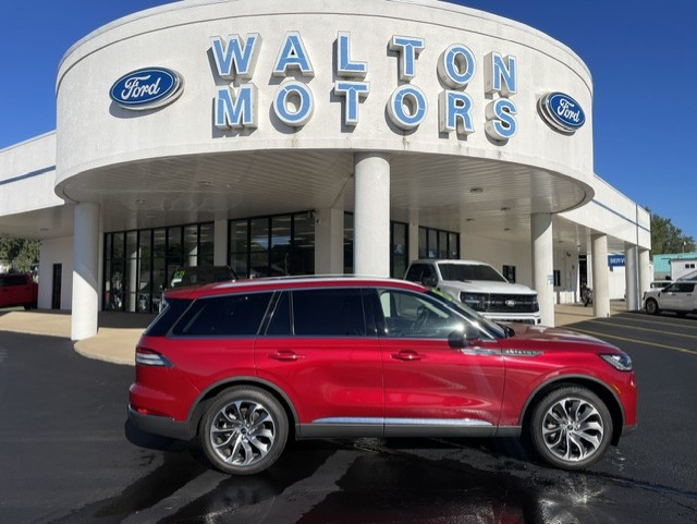 Used 2025 Lincoln Aviator Premiere