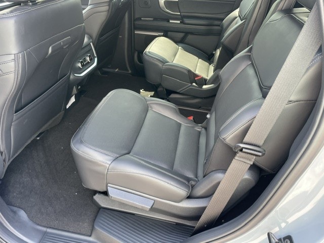 2025 Ford Expedition Platinum - Photo 7