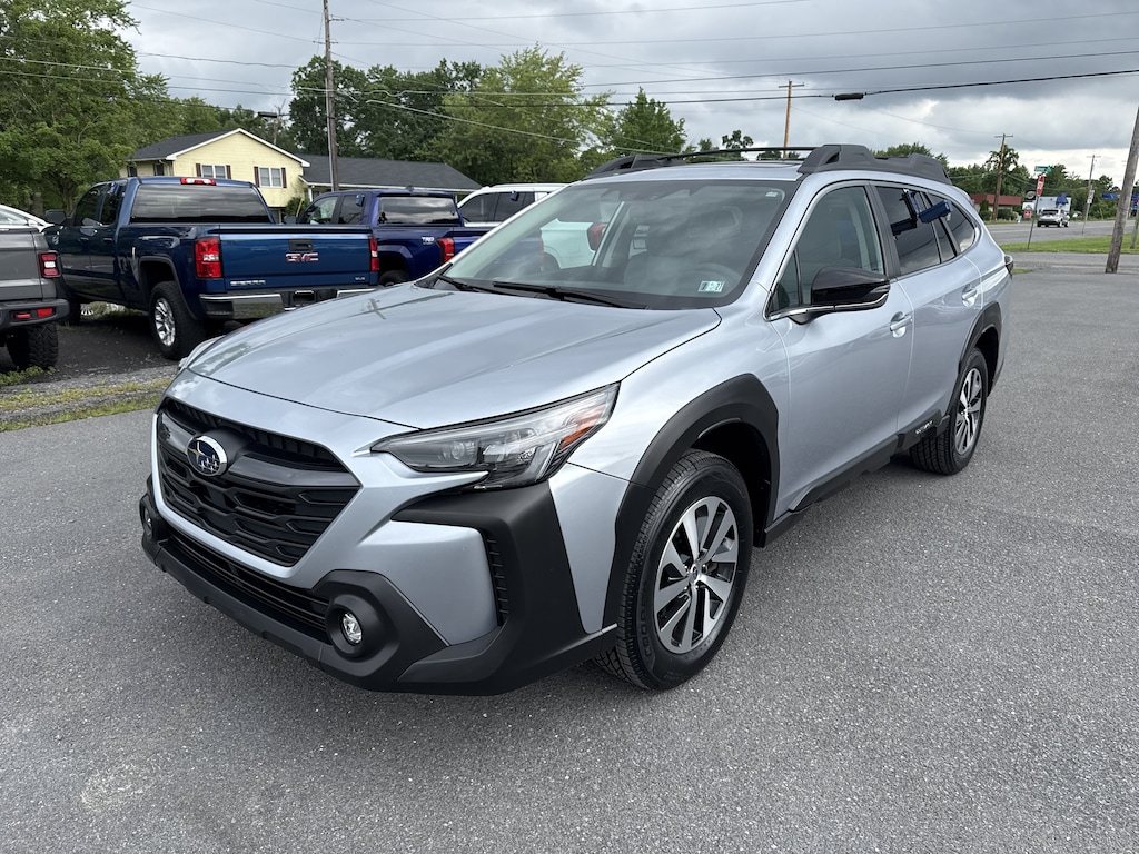 Used 2025 Subaru Outback Premium W/Moonroof/BSD/Rcta/NAV/PRG SUV