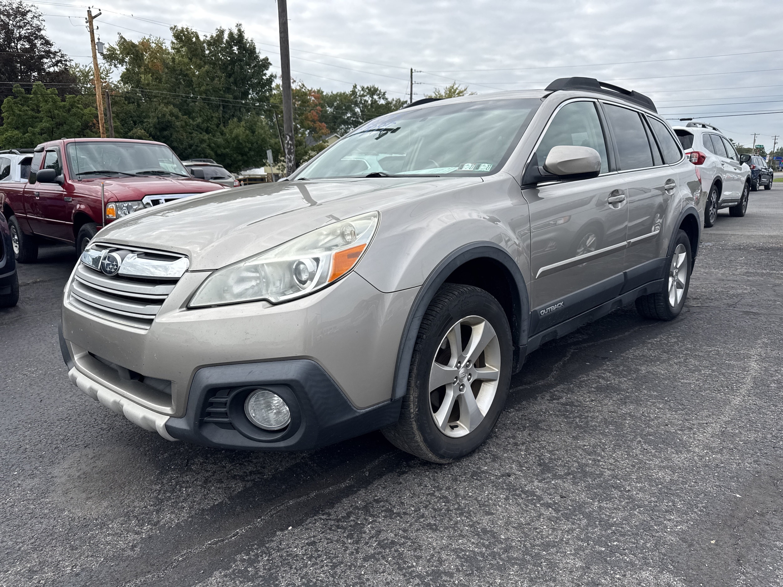Used 2014 Subaru Outback 2.5i Limited with VIN 4S4BRBLC0E3274865 for sale in Northumberland, PA
