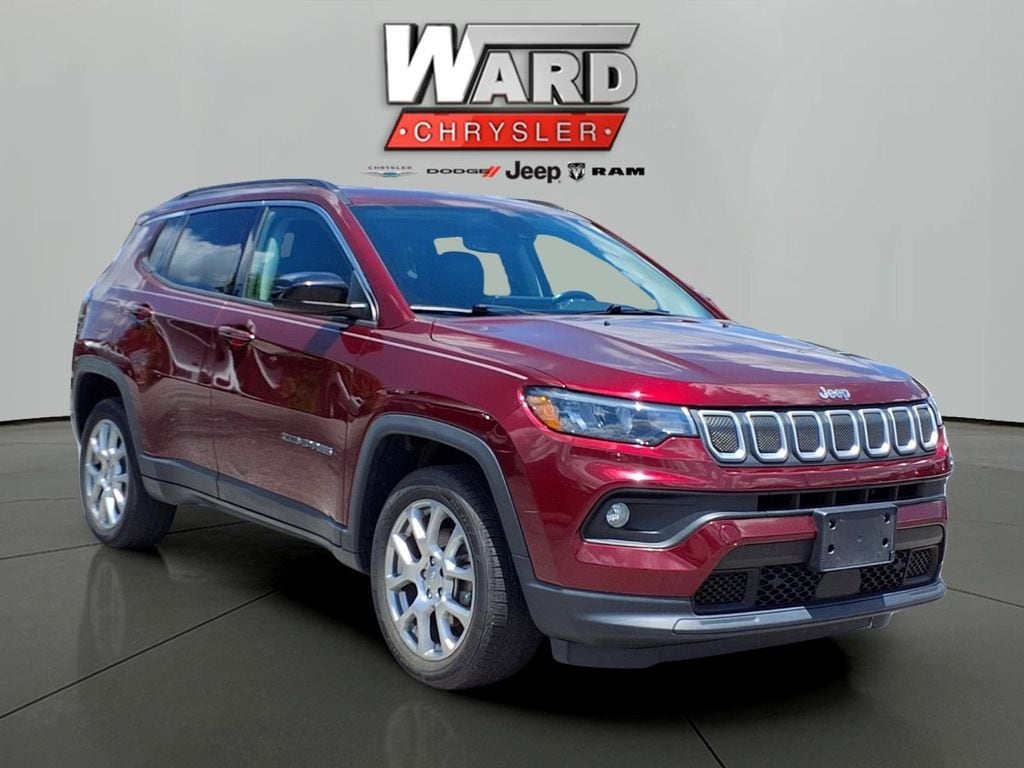 2022 Jeep Compass Latitude Lux