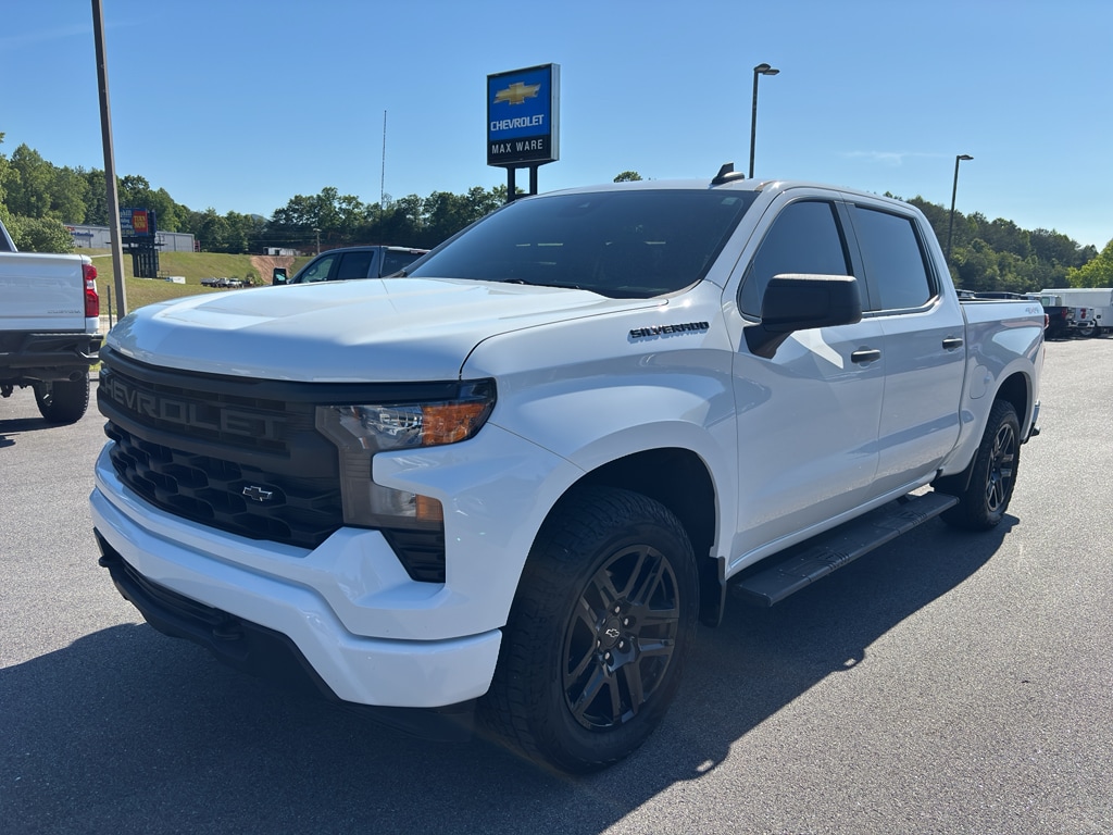 2023 Chevrolet Silverado 1500 Custom