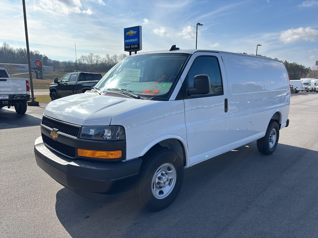 2025 Chevrolet Express Cargo Work Van
