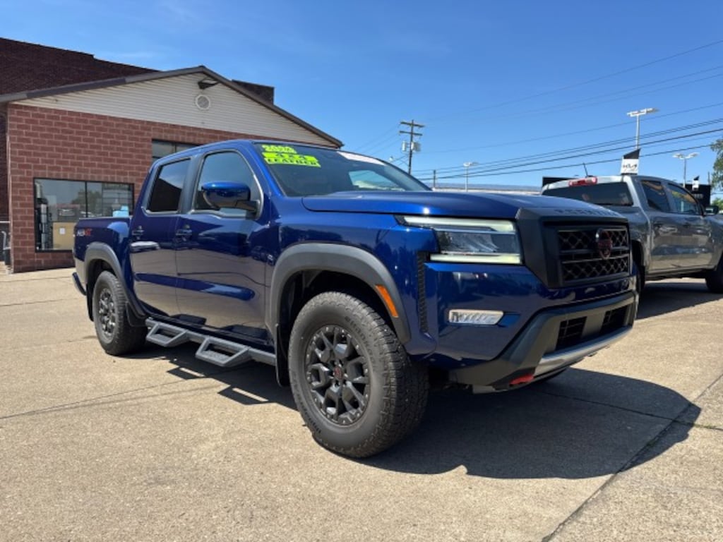 Used 2023 Nissan Frontier PRO-4X Truck Crew Cab
