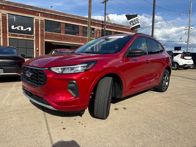 2023 Ford Escape ST-Line - Photo 16