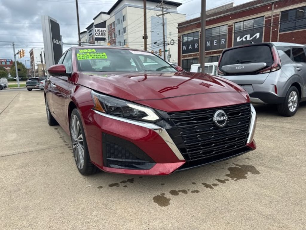 Used 2024 Nissan Altima 2.5 SL Sedan