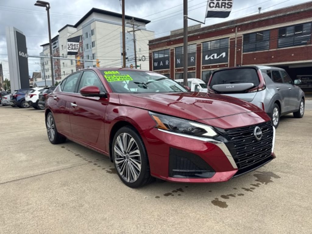 Used 2024 Nissan Altima 2.5 SL Sedan