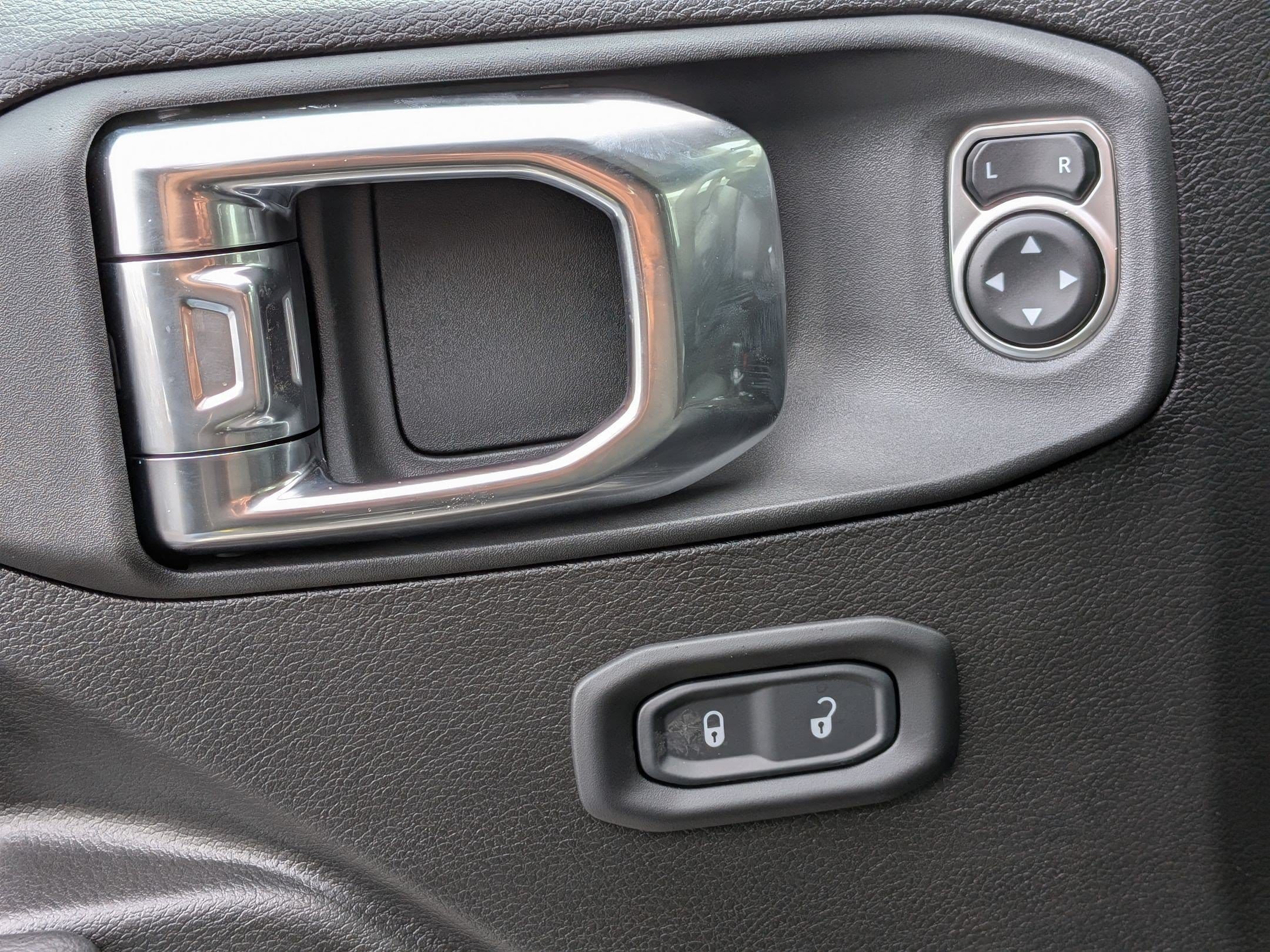 2025 Jeep Gladiator Sport S - Photo 11
