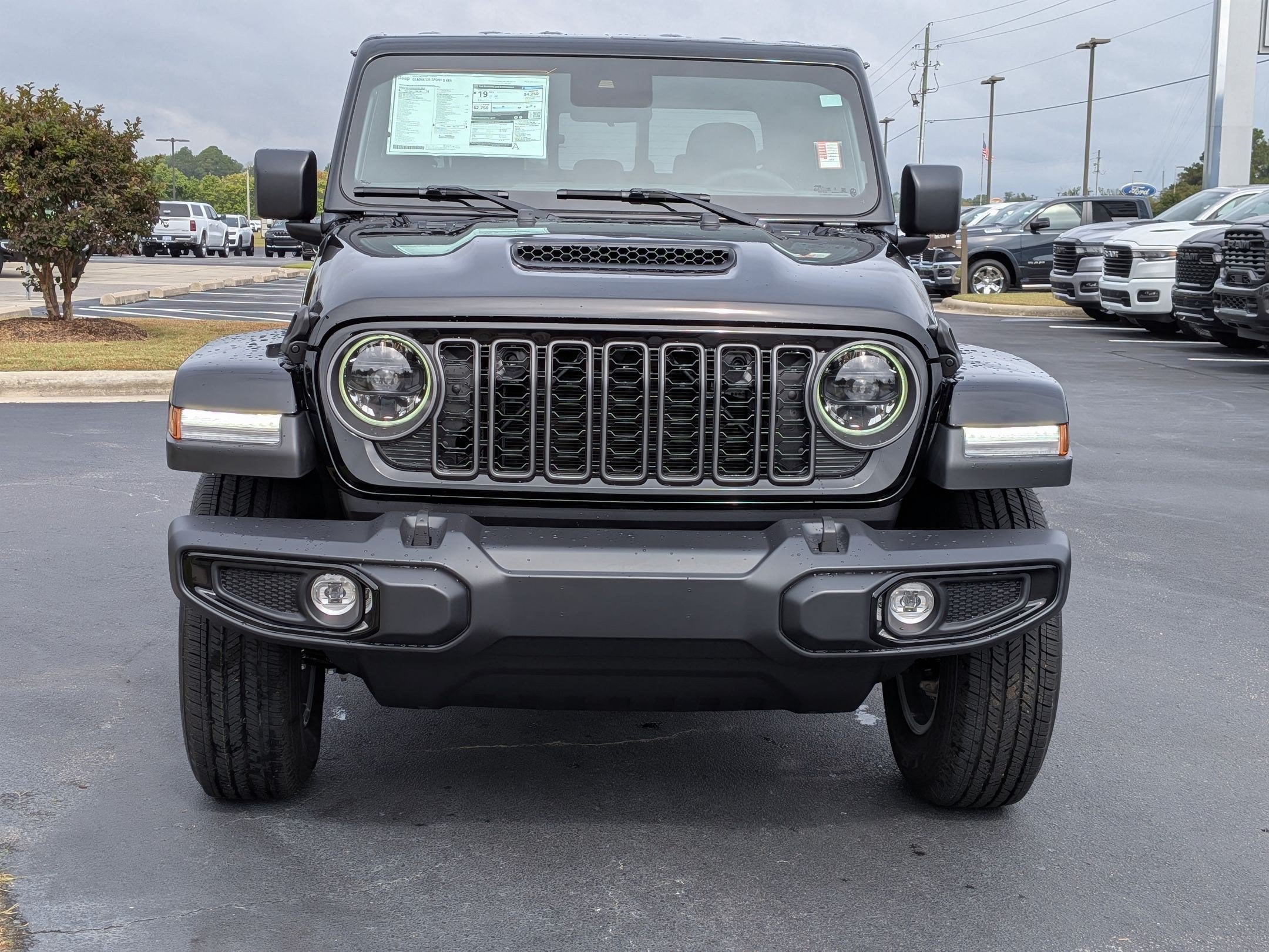 2025 Jeep Gladiator Sport S - Photo 2
